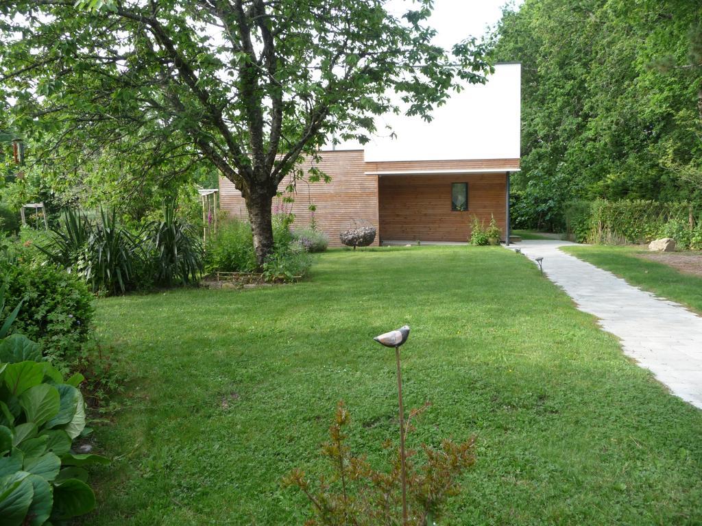 Le Jardin Aux Oiseaux Bed & Breakfast Férel Exterior photo