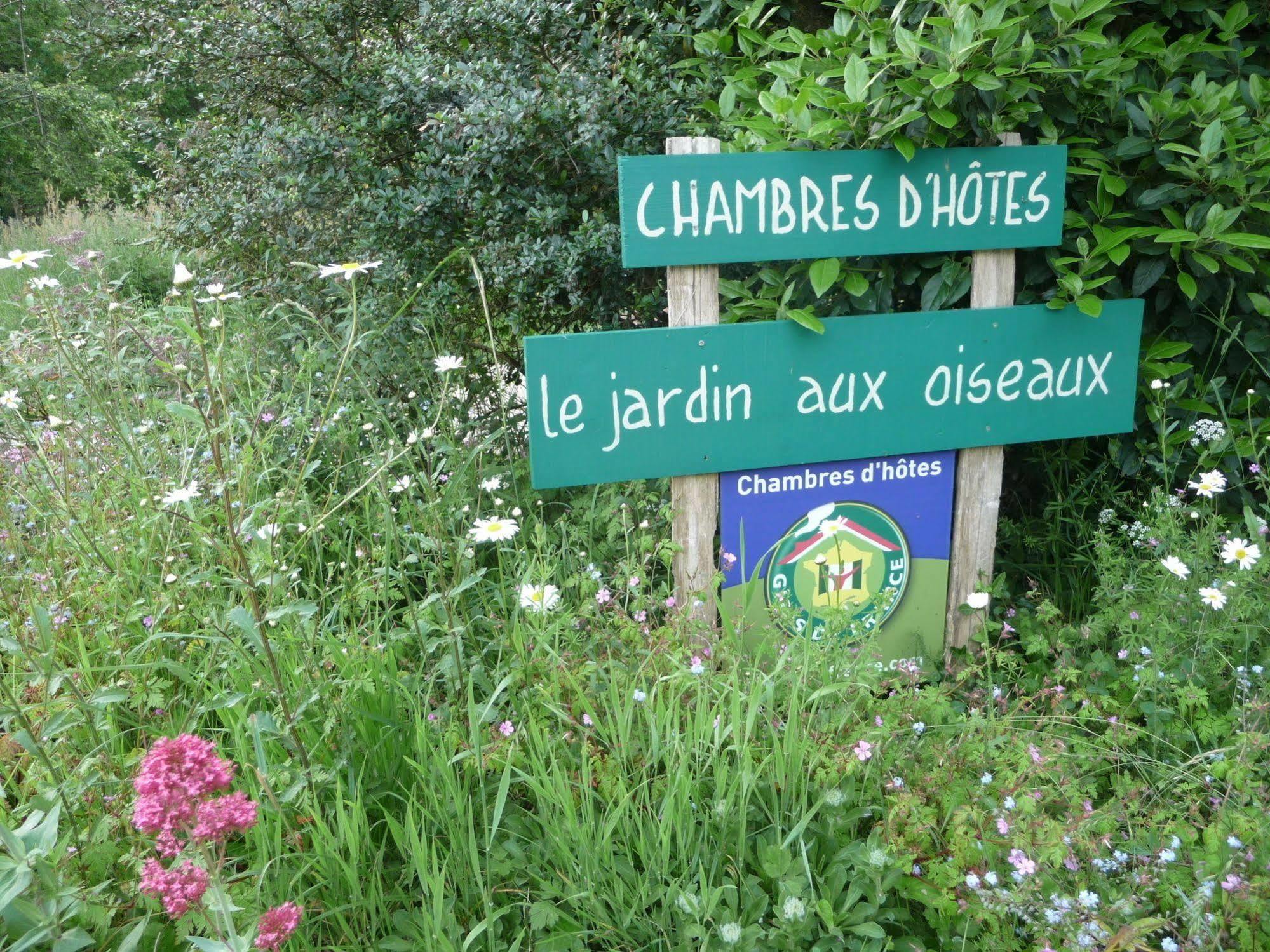 Le Jardin Aux Oiseaux Bed & Breakfast Férel Exterior photo